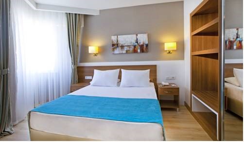 GRAND PARK LARA Hotel Antalya